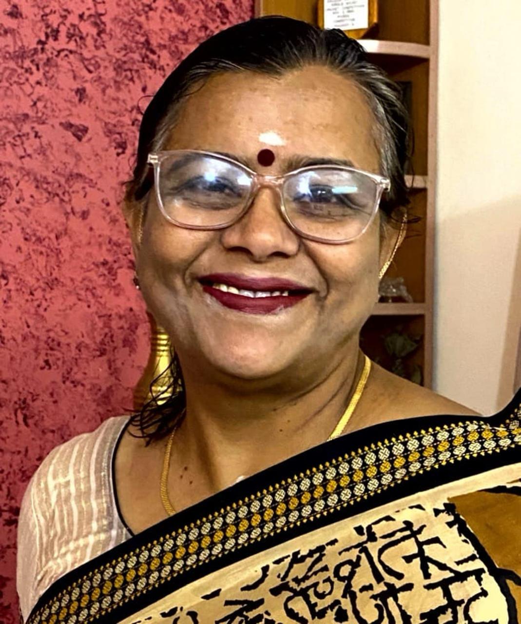 Dr BINA PRAKASH